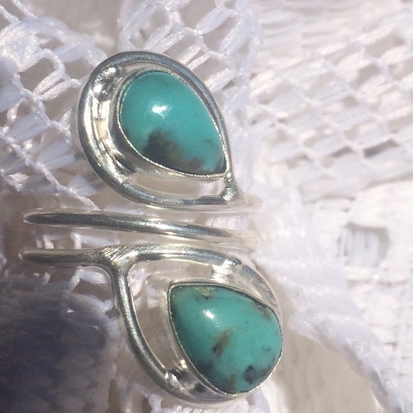 Jewelry - turquoise and 925 Sterling ring